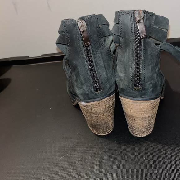 Free People black strappy boots size 37 EUC do show signs of ware. - Picture 2 of 6